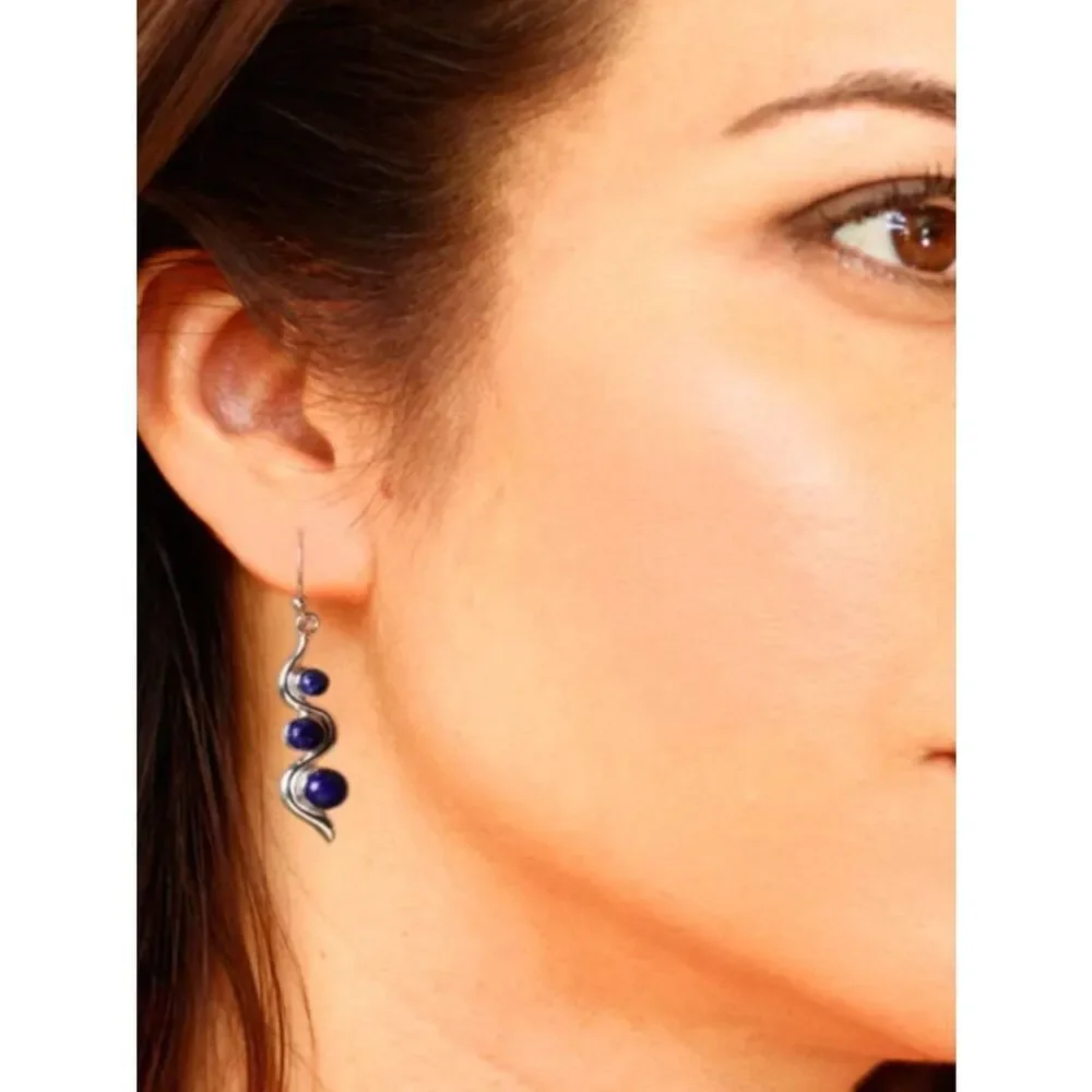 Lapis Lazuli Earrings 3 Stones Graduated in Size Set in a Modern Wavy Setting